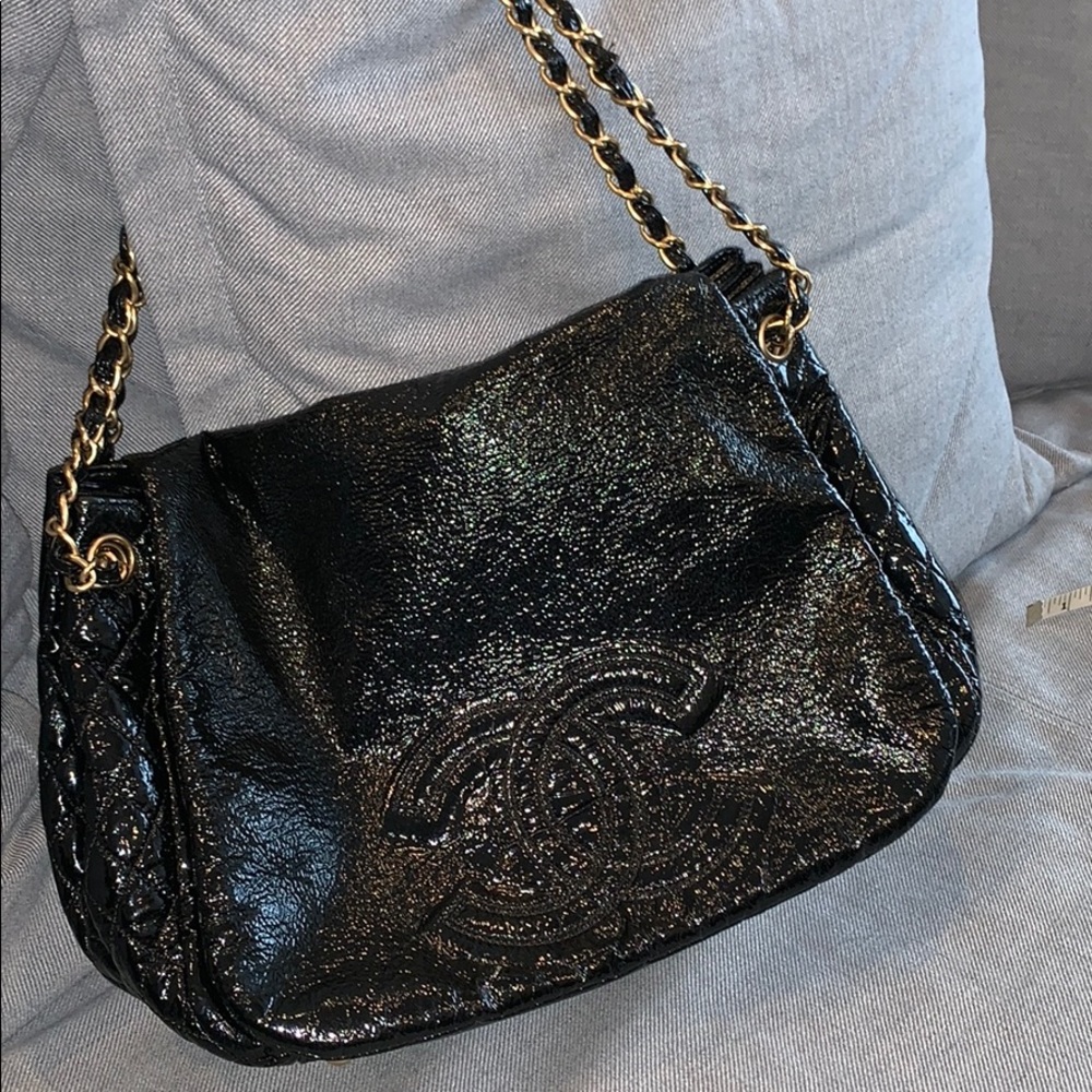 CHANEL Rock & Chain Handbag